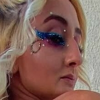 Mili Moon Aziz Meztelen