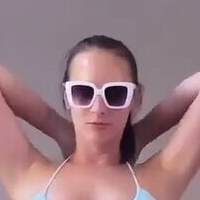 Miss Felicity Davis Meztelen