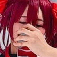 Momotino Momochino Meztelen