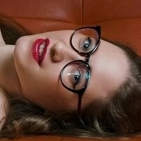 ms_phenomenalred Meztelen