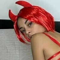 Naomi Vignomi Meztelen