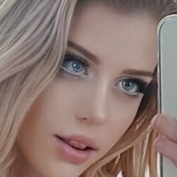Natalia LaBelle Meztelen