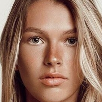 Natalie Robben Meztelen