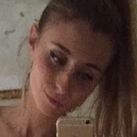 Natasha Goulden Meztelen