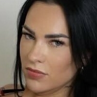 Nellkampert Meztelen