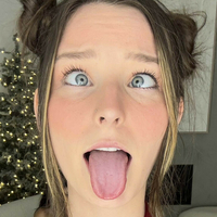 Nicole T Meztelen