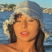 Nicolly Rosae Meztelen