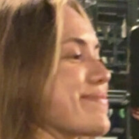 nikkafit Meztelen