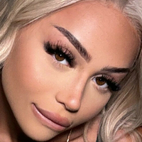 NinaaNicolette Meztelen