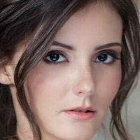 noemi Meztelen