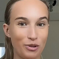 Nona kanal Meztelen