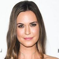 Odette Annable Meztelen