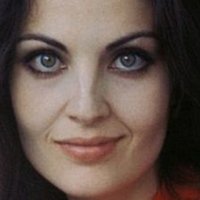 Olga Karlatos Meztelen