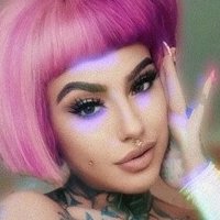 Pink Suicide Meztelen