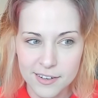 presshearttocontinue Meztelen