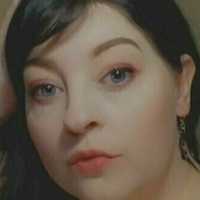 prettyweird13 Meztelen