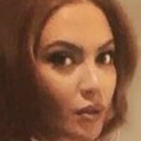 Red Dutchess Meztelen