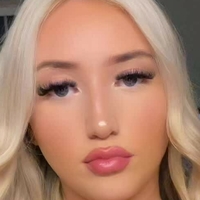 reili.mae_xx Meztelen