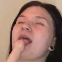 Renea Kisses Meztelen