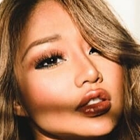 Rosie Ly Meztelen