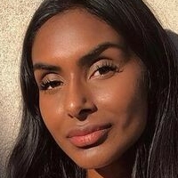 Sarah Mak Meztelen