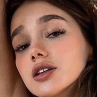 Selti Meztelen