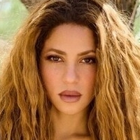 Shakira - Fakes Meztelen