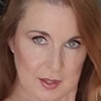 Sharon Janney Meztelen