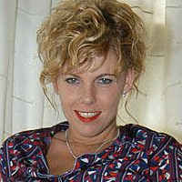 Sharon Louise Hall Meztelen