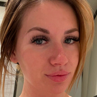 Shelby Parker Meztelen