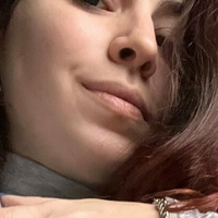 Shirley Bomb Meztelen