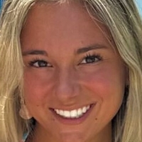 Sienna Holland Meztelen