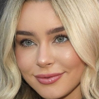 Sierra Furtado Meztelen