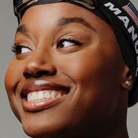 Simone Manuel Meztelen