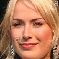 Simone Mostert Meztelen