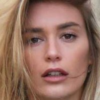 Sofia Vespe Meztelen