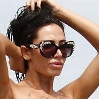 sorajavucelic Meztelen