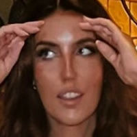 Stacey Lodge Meztelen