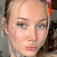 Stella wolf Meztelen