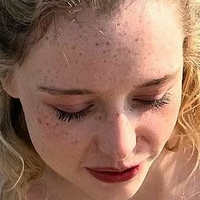 Suzanna Son Meztelen