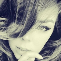 Suzy Berhow Meztelen