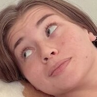 Sydney Taylor Meztelen