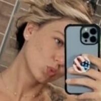Tattedqueen412 Meztelen