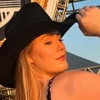 Thays Monaro Meztelen