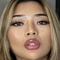 Trans Ladyboy Lily Meztelen