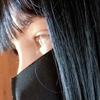 trishguitar Meztelen