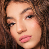 Vale Echevarri Meztelen