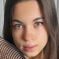 Valeria Feral Meztelen