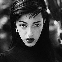 Valerie Knox Meztelen
