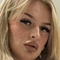 Venomous baddie Meztelen